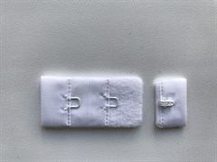 Застежка текстильная на 1 крючок (белая)