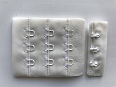 Застежка текстильная на 3 крючка (молочный) Arta F