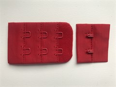 Застежка текстильная на 2 крючка (красный)
